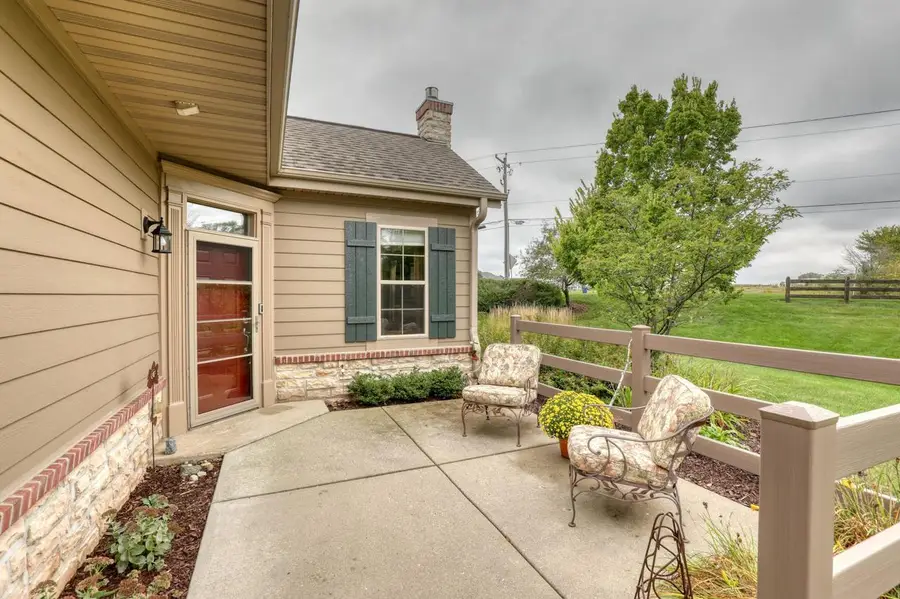 W155N7081 Amberleigh CIRCLE, Menomonee Falls, WI 53051 - #2