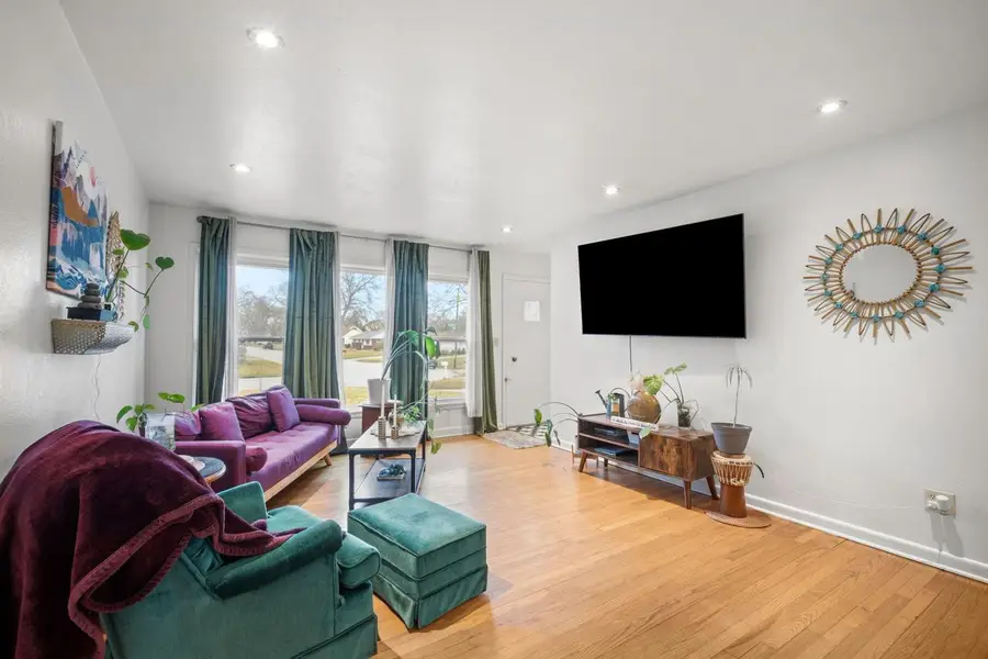 601 Edgewood AVENUE, South Milwaukee, WI 53172 - #2