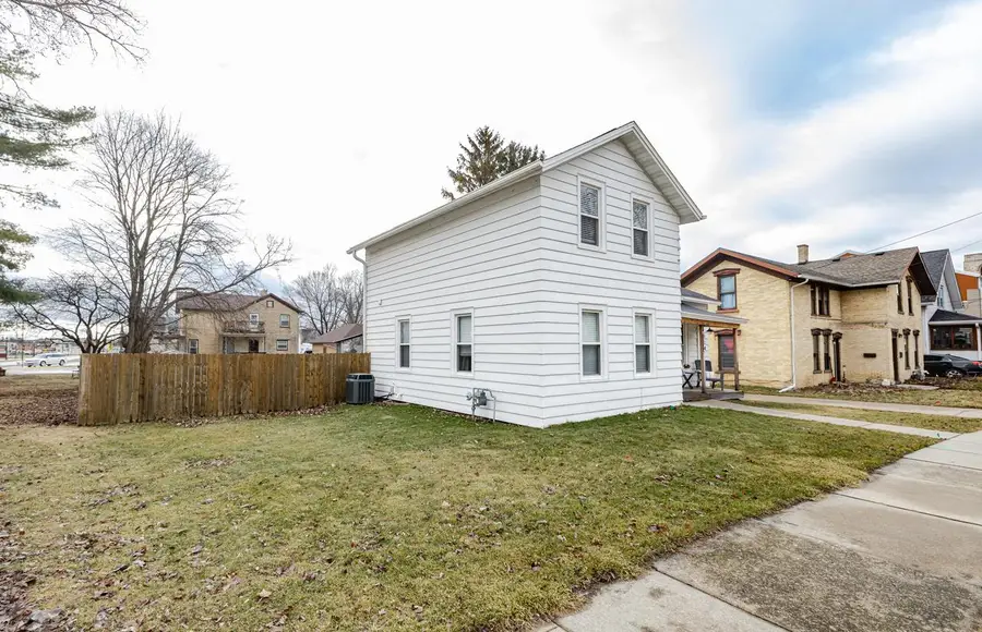 114 N 10th STREET, Watertown, WI 53094 - #3
