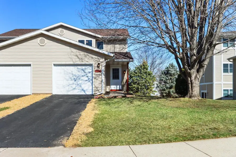 3207 Randolph ROAD, Janesville, WI 53546 - #2