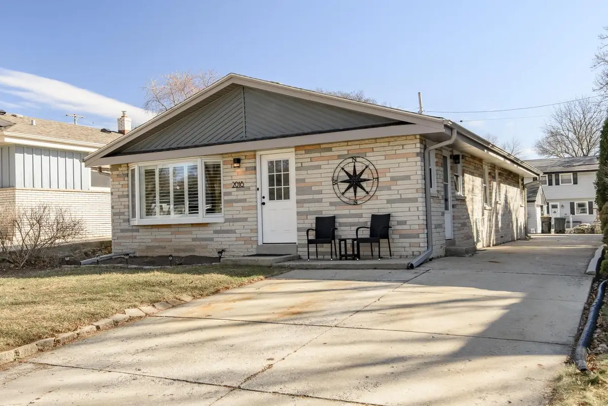 2018 N 114th STREET, Wauwatosa, WI 53226 - #1