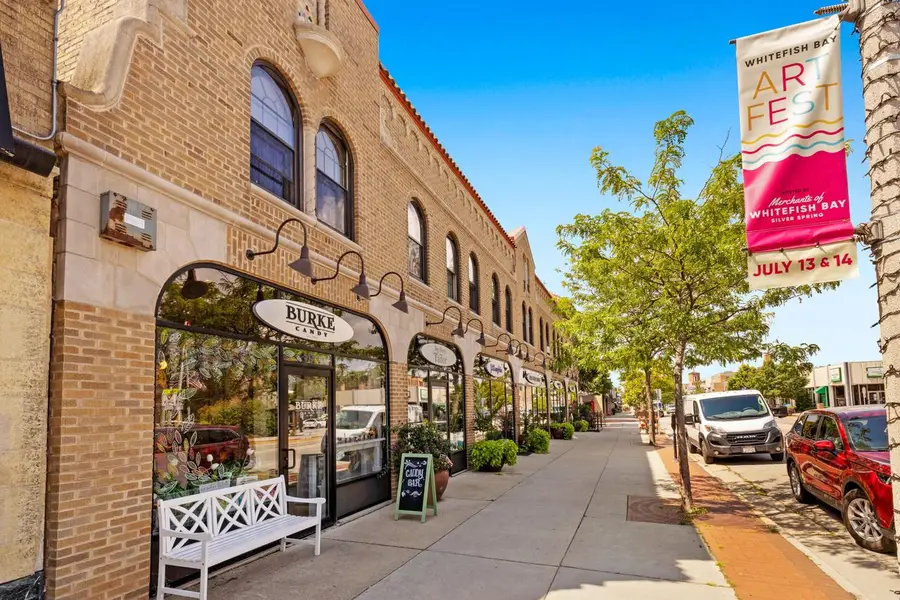 4937 N Hollywood AVENUE, Whitefish Bay, WI 53217 - #3