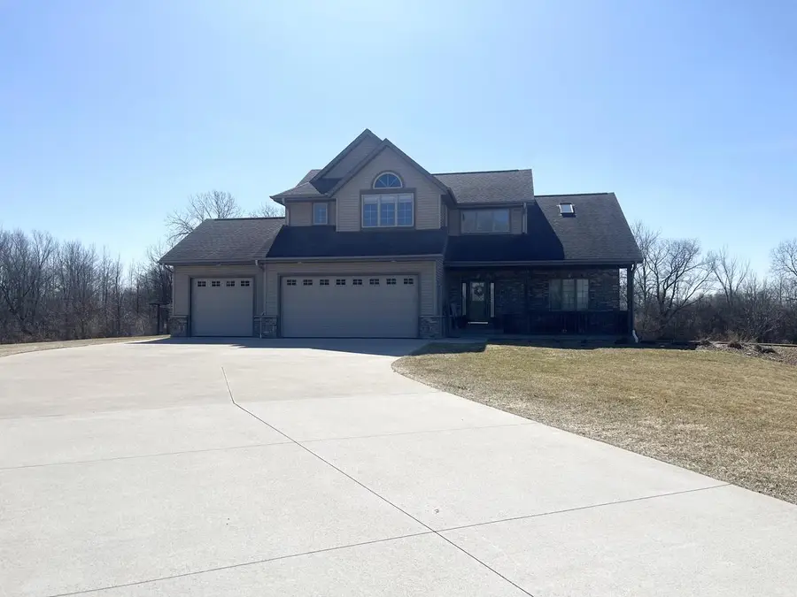 7439 Lee ROAD, Hartford, WI 53027 - #2