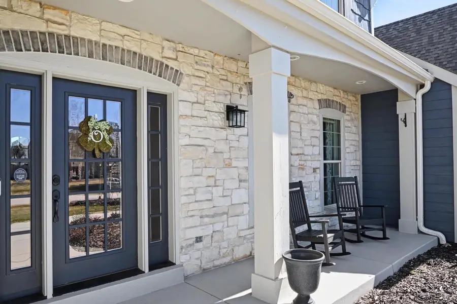 W292N3296 Summerhill ROAD, Pewaukee, WI 53072 - #3