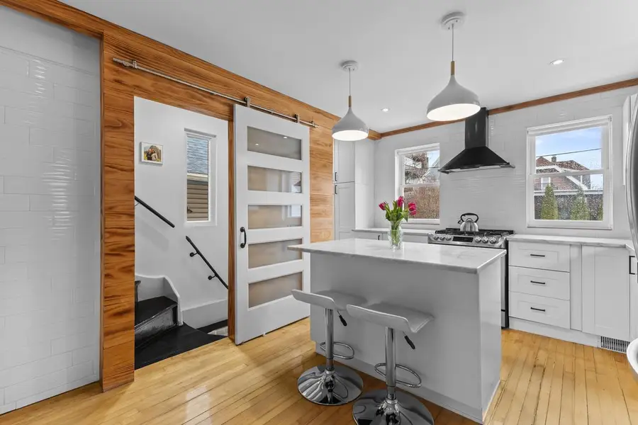 1850 N Arlington PLACE, Milwaukee, WI 53202 - #3