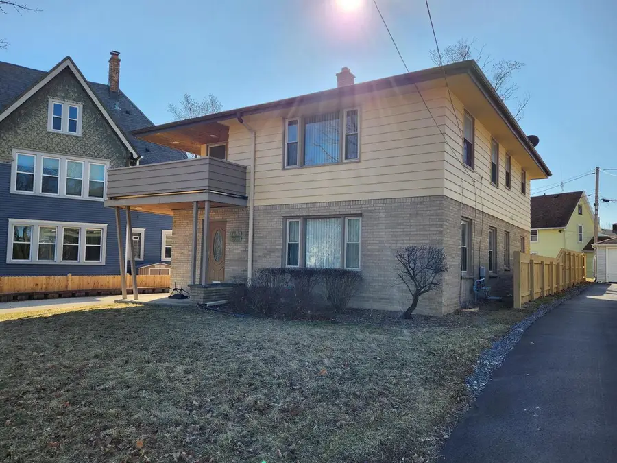 7313 Harwood AVENUE #7315, Wauwatosa, WI 53213 - #2