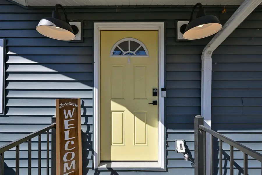 W145 Hilltop ROAD, Genoa City, WI 53128 - #2