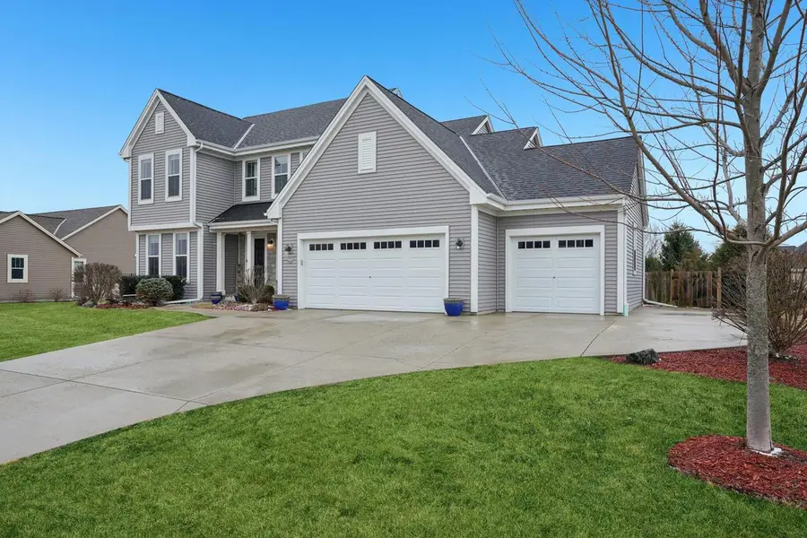 609 Westlawn Avenue, Mukwonago, WI 53149 - #3