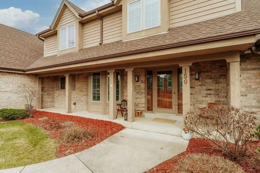 150 Bunker Hill DRIVE, Brookfield, WI 53005 - #2
