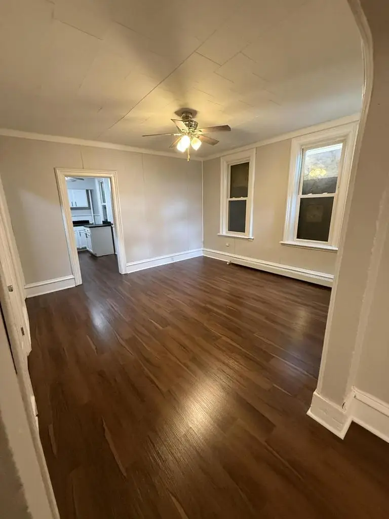 1022 W North AVENUE, Milwaukee, WI 53205 - #3