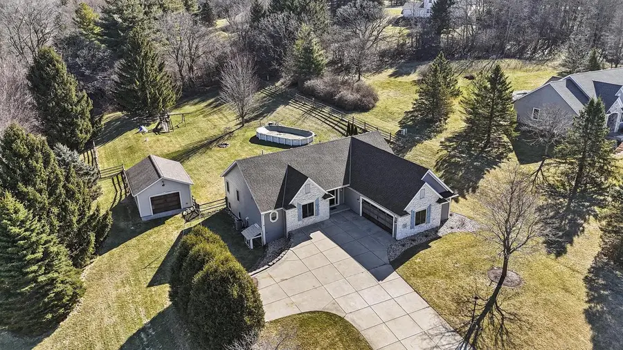 W296S2982 Molly LANE S, Waukesha, WI 53188 - #2