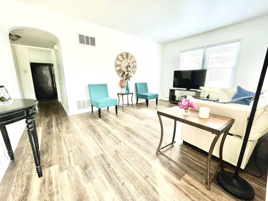 3526 N 77th STREET, Milwaukee, WI 53222 - #3