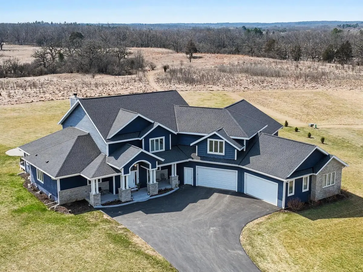 S101W33315 Genevieve DRIVE, Mukwonago, WI 53149 - #1