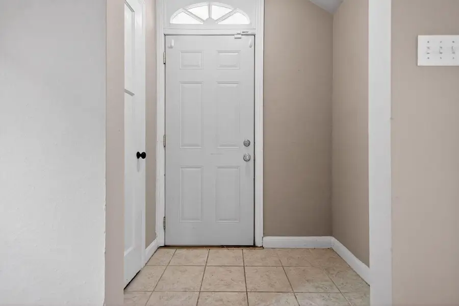 4332 N 15th STREET, Milwaukee, WI 53209 - #2