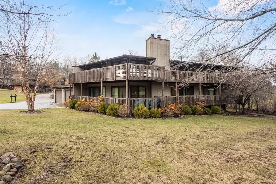 39 & 39 1/2 N Shore DRIVE, Fountain City, WI 54629 - #2