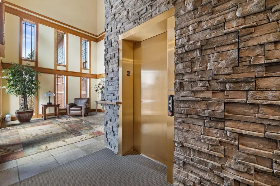 415 S Wells STREET #303, Lake Geneva, WI 53147 - #3