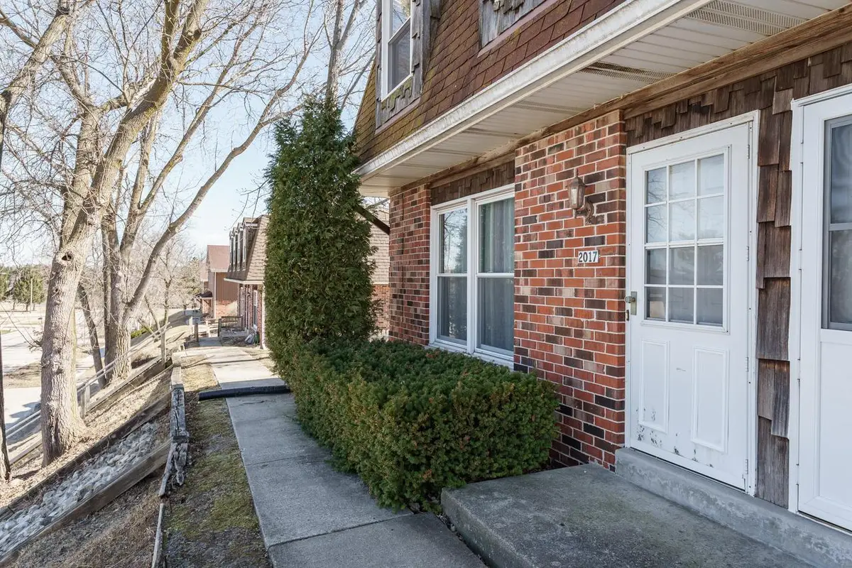 2017 Green Tree ROAD, West Bend, WI 53090 - #1