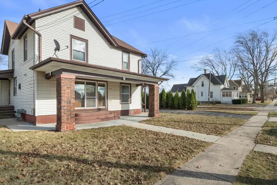 2010 Division STREET, East Troy, WI 53120 - #2