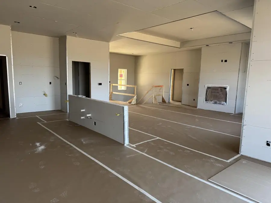 N51W18906 Quietwood DRIVE, Lannon, WI 53046 - #3