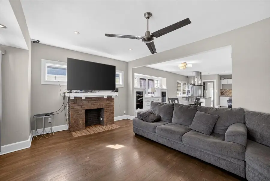 4149 N 19th STREET, Milwaukee, WI 53209 - #2