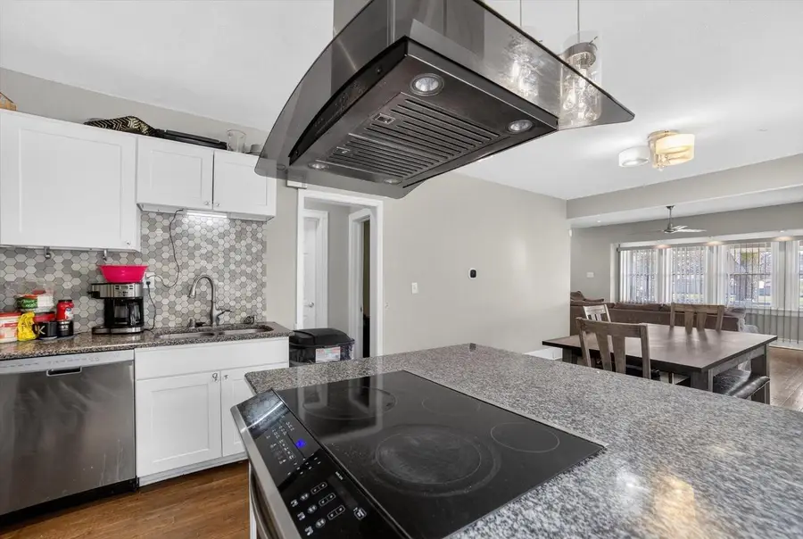 4149 N 19th STREET, Milwaukee, WI 53209 - #3