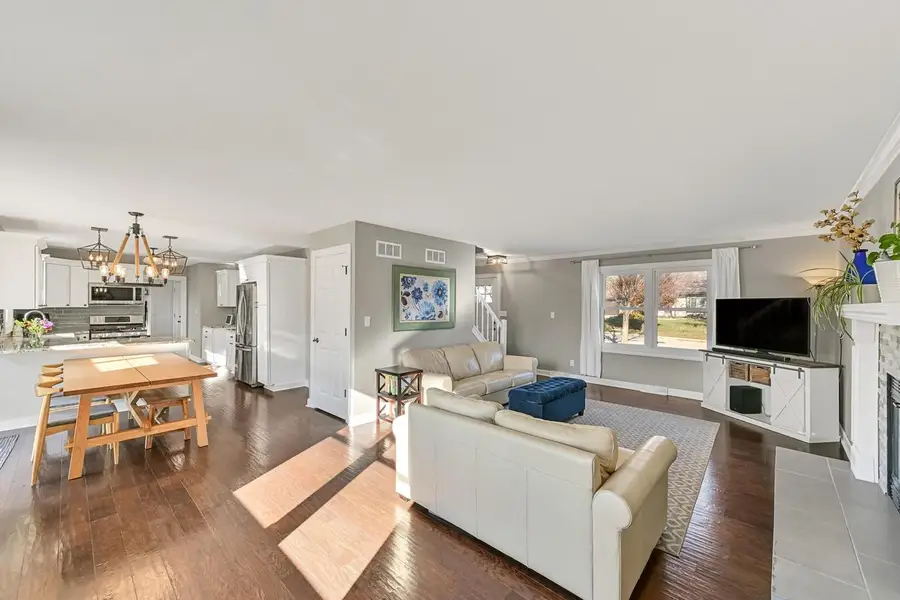 4213 W Madison BOULEVARD, Franklin, WI 53132 - #3