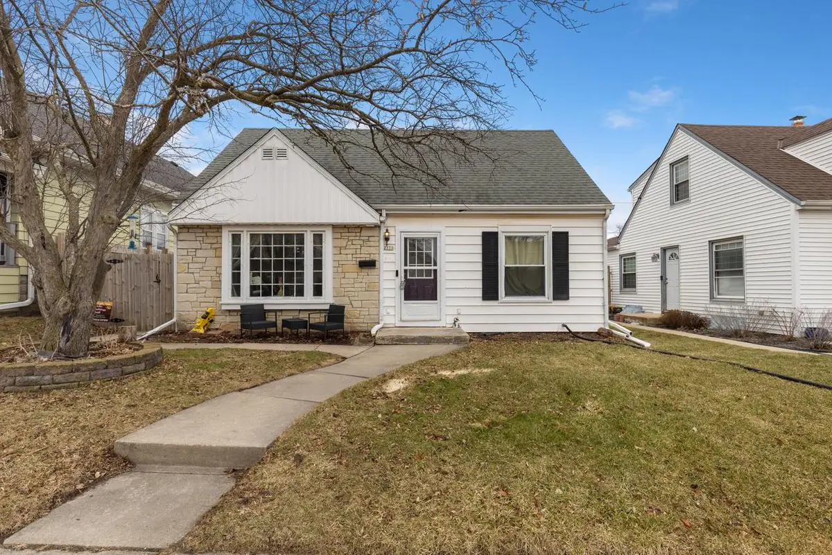 2331 S 61st STREET, West Allis, WI 53219 - #1