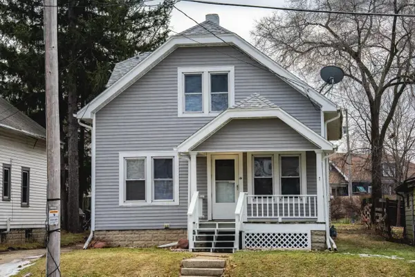 454 W Kilbourn AVENUE, West Bend, WI 53095