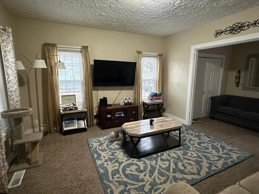 315-15 1/2 S Eighth STREET, Delavan, WI 53115 - #3