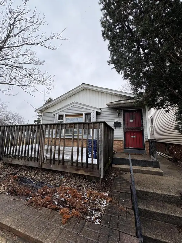 2048 N 35th STREET, Milwaukee, WI 53208