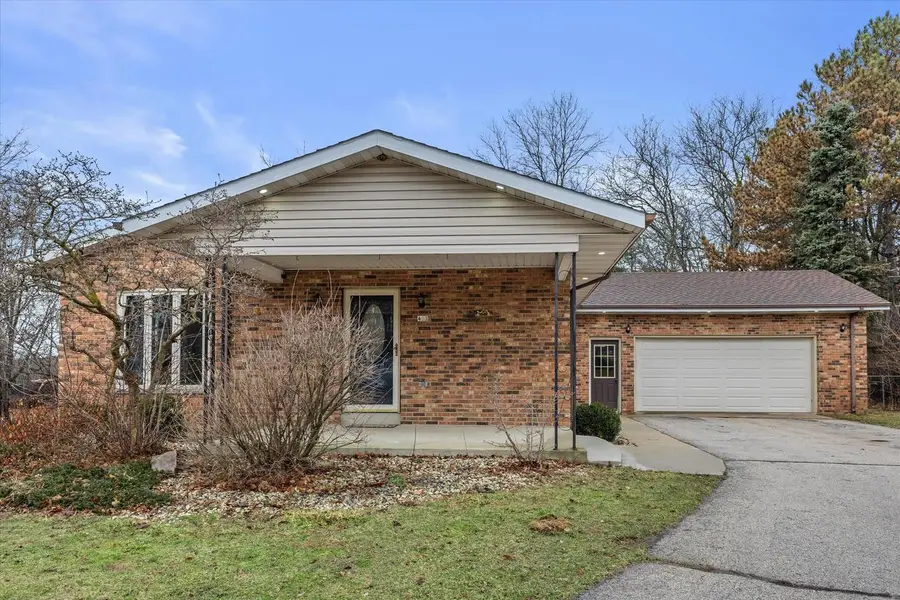 403 Elkhorn ROAD, Eagle, WI 53119 - #2