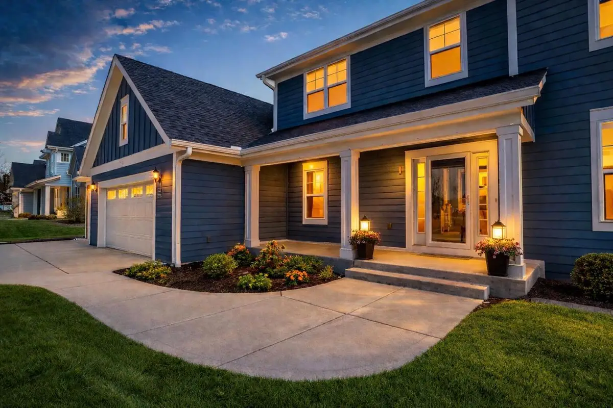 W77N400 Prairie View ROAD, Cedarburg, WI 53012 - #1