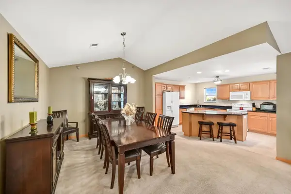 12248 Virginia CIRCLE #7, Franklin, WI 53132
