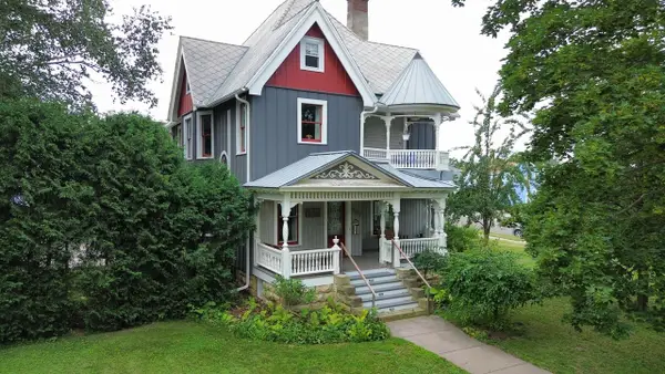 207 E Jefferson STREET, Viroqua, WI 54665