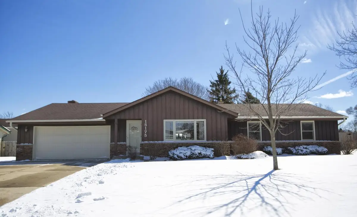 15175 W Kingsway DRIVE, New Berlin, WI 53151 - #1