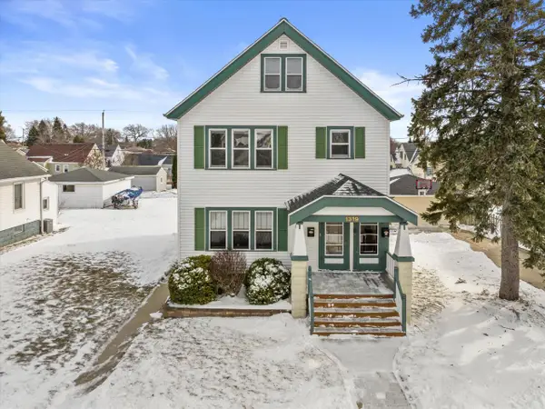 1319 Menomonee AVENUE, South Milwaukee, WI 53172