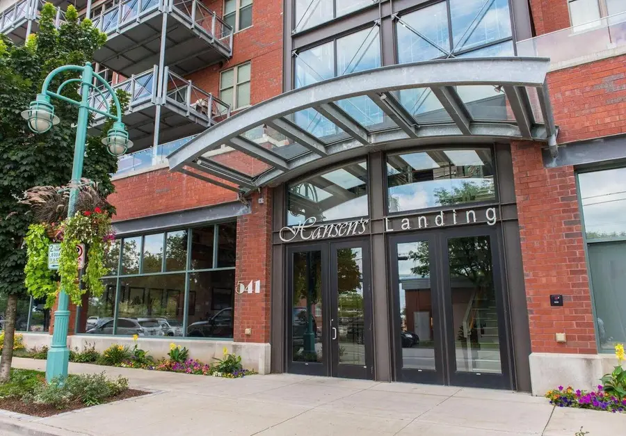 541 E Erie STREET #215, Milwaukee, WI 53202 - #3