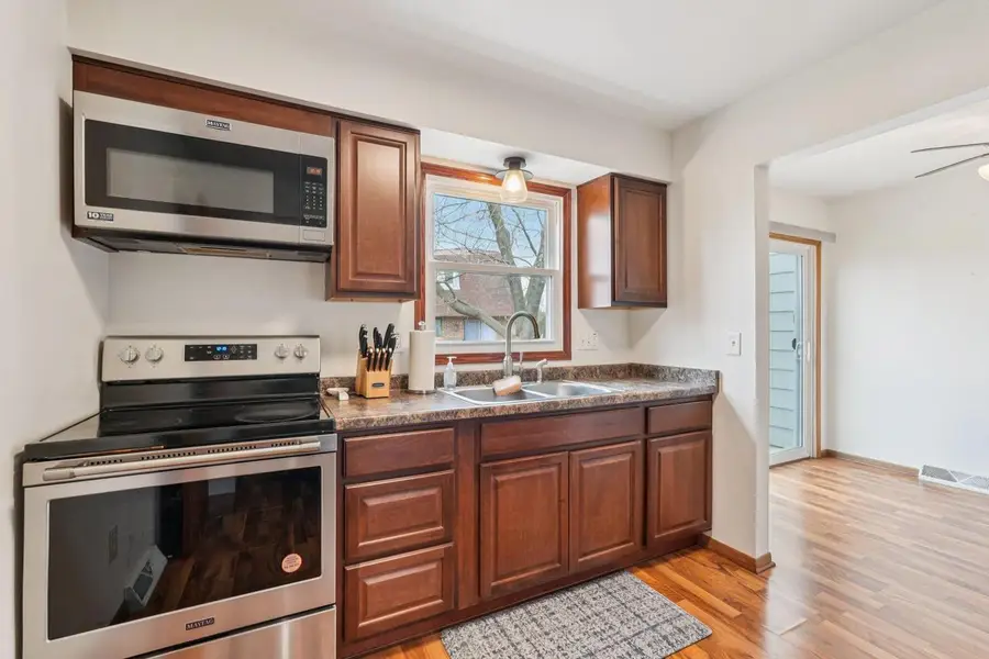 1384 Honeysuckle ROAD, Hartford, WI 53027 - #3