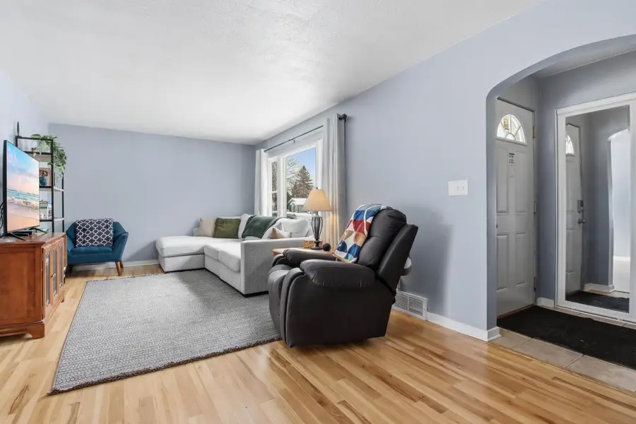 1814 Benton AVENUE, Eau Claire, WI 54701 - #3