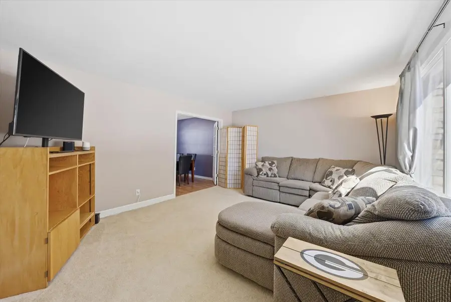 15429 W Mayflower COURT, New Berlin, WI 53151 - #3