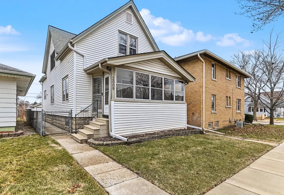 2009 S 77th STREET, West Allis, WI 53219 - #1