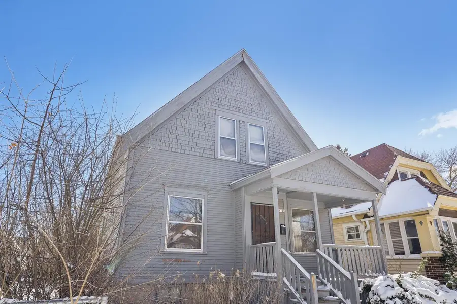 4708 N 36th STREET, Milwaukee, WI 53209 - #3