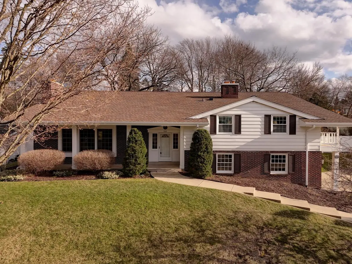 503 Westminster DRIVE, Waukesha, WI 53186 - #1