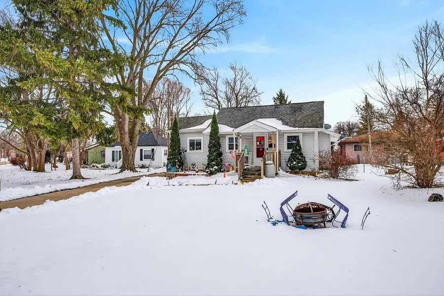 11825 W Rainbow AVENUE, West Allis, WI 53214 - #3