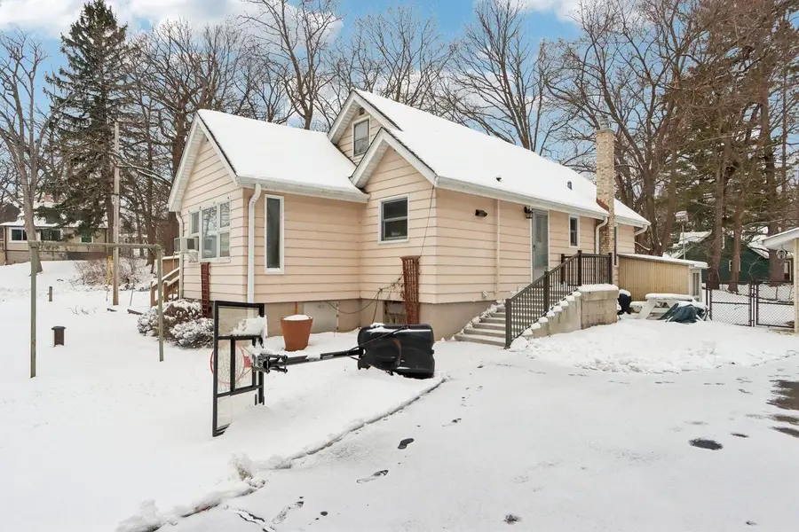 34120 Grand BOULEVARD, Burlington, WI 53105 - #3