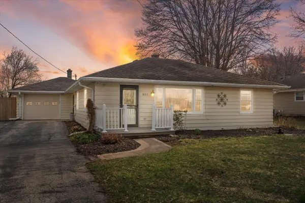 307 Hill STREET, Hartland, WI 53029