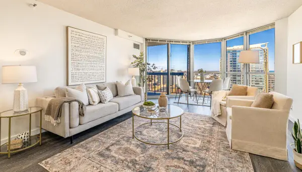 1660 N Prospect AVENUE #1802, Milwaukee, WI 53202