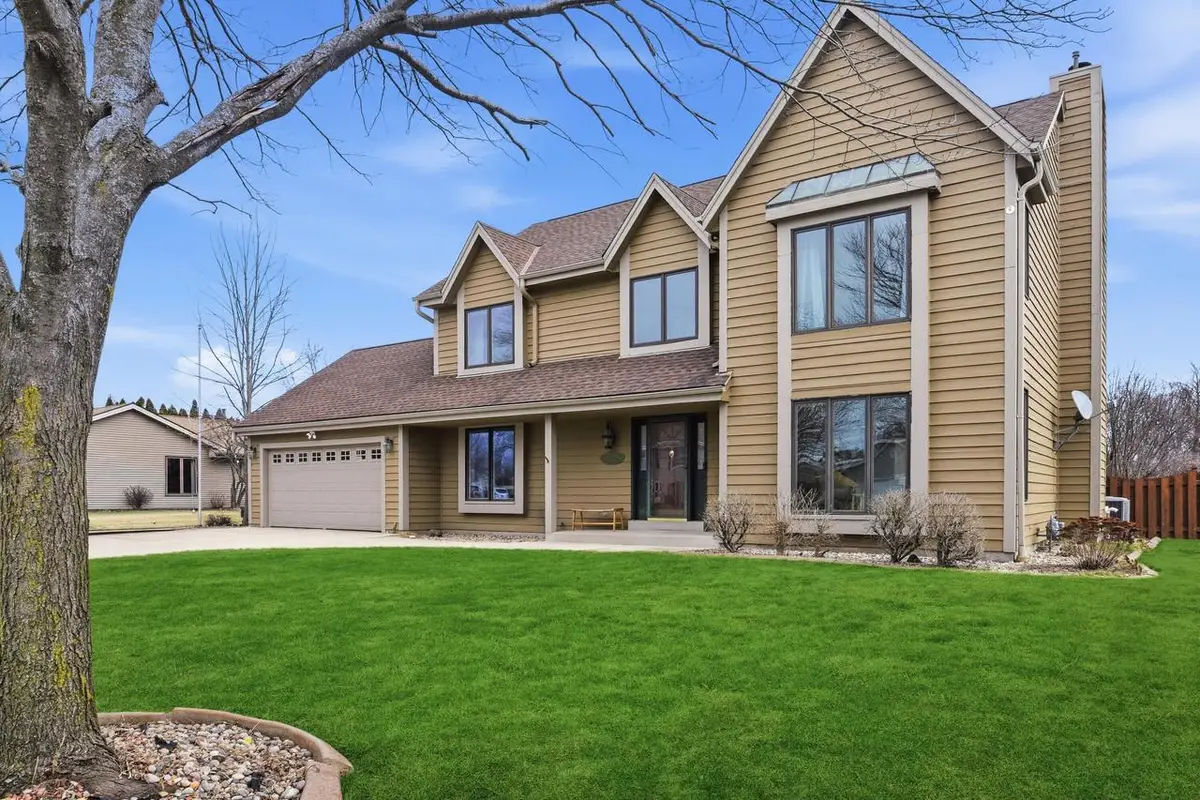 4870 122nd STREET, Greenfield, WI 53228 - #1