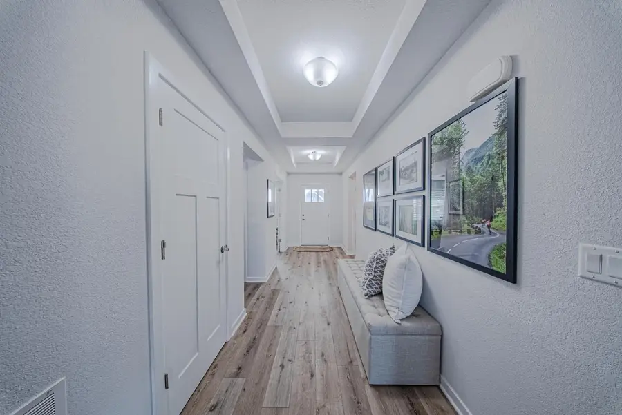 2928 Winnebago DRIVE, Summit, WI 53066 - #2