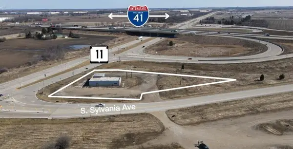 3323 S SYLVANIA AVENUE, Sturtevant, WI 53177